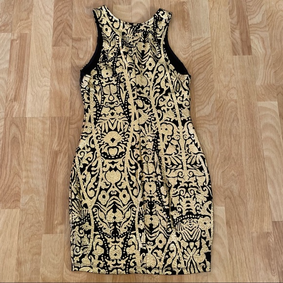 Carina Black and Gold Filigree Baroque High Neck Bodycon Cocktail Dress - Picture 4 of 15